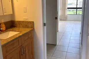 320 Liliuokalani Ave, Honolulu, HI 96815 - Photo 17