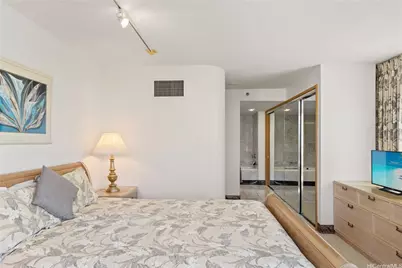 1888 Kalakaua Avenue #2405, Honolulu, HI 96815 - Photo 11