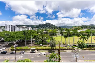 1615 Wilder Avenue #801, Honolulu, HI 96822 - Photo 5