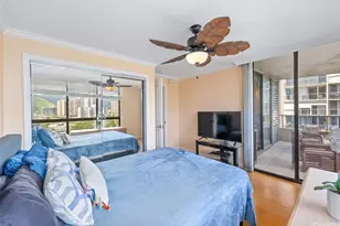 2121 Ala Wai Blvd, Honolulu, HI 96815 - Photo 17