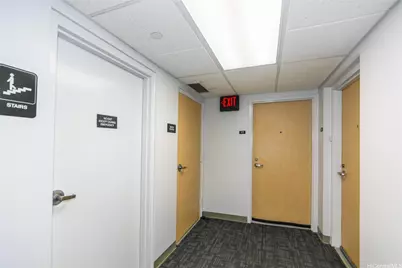 [Address not provided], Honolulu, HI 96814 - Photo 11