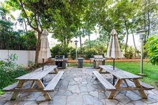 500 University Ave, Honolulu, HI 96826 - Photo 23