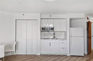 300 Wai Nani Way, Honolulu, HI 96815 - Photo 3