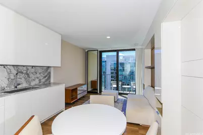 987 Queen Street #4106, Honolulu, HI 96814 - Photo 3