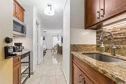 2465 Kuhio Avenue #304, Honolulu, HI 96815 - Photo 17