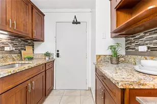 2465 Kuhio Ave, Honolulu, HI 96815 - Photo 15