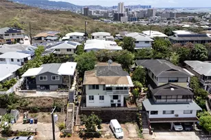 1347 Wanaka St, Honolulu, HI 96818 - Photo 7