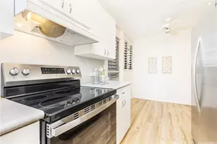 766 Hoomalimali St, Pearl City, HI 96782 - Photo 9