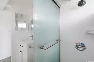 2525 Date St, Honolulu, HI 96826 - Photo 17