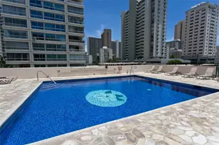 2410 Cleghorn St, Honolulu, HI 96815 - Photo 15