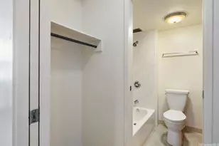 1560 Kanunu St, Honolulu, HI 96814 - Photo 7