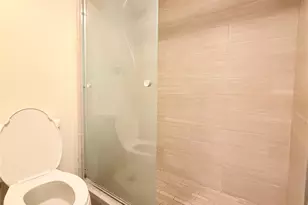 400 Hobron Ln, Honolulu, HI 96815 - Photo 15