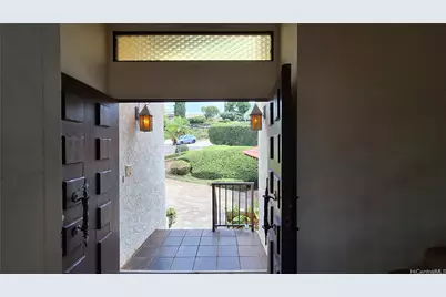 1621 Kuhilani Street, Honolulu, HI 96821 - Photo 5