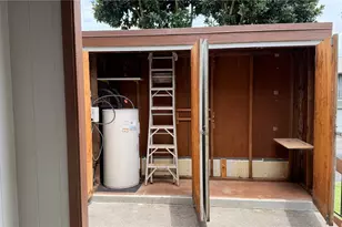 98-1091 Komo Mai Dr, Aiea, HI 96701 - Photo 3