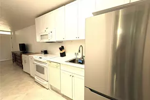 425 Ena Rd, Honolulu, HI 96815 - Photo 7