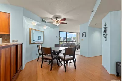 1525 Wilder Avenue #801, Honolulu, HI 96822 - Photo 5