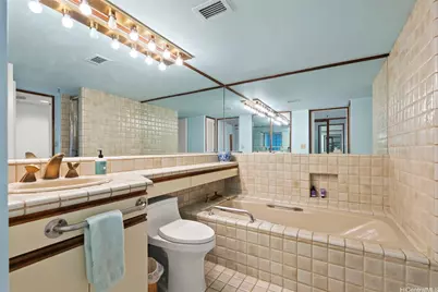 1525 Wilder Avenue #801, Honolulu, HI 96822 - Photo 19