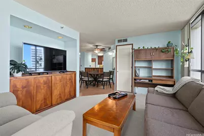 1525 Wilder Avenue #801, Honolulu, HI 96822 - Photo 3
