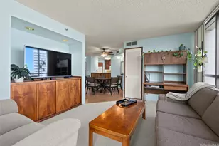 1525 Wilder Ave, Honolulu, HI 96822 - Photo 3