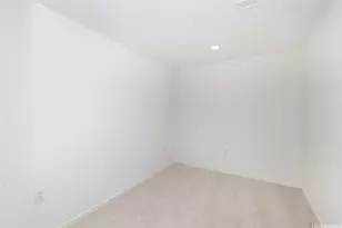 333 Ward Ave, Honolulu, HI 96814 - Photo 15