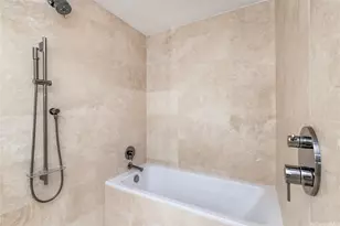 333 Ward Ave, Honolulu, HI 96814 - Photo 9