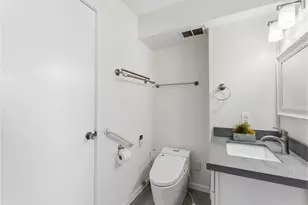 1676 Ala Moana Blvd, Honolulu, HI 96815 - Photo 7
