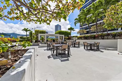 876 Curtis Street #2704, Honolulu, HI 96813 - Photo 15