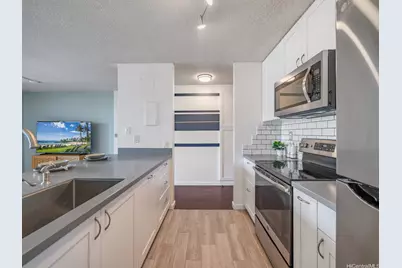 55 S Judd Street #1303, Honolulu, HI 96817 - Photo 3