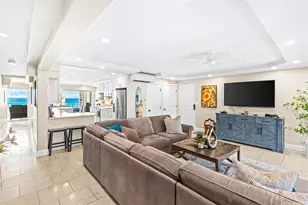 155 Paoakalani Ave, Honolulu, HI 96815 - Photo 1