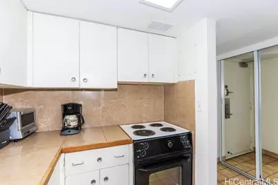 1777 Ala Moana Boulevard #1113, Honolulu, HI 96815 - Photo 3