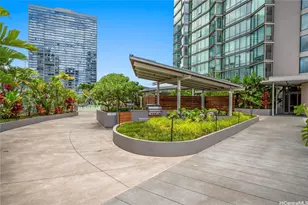1001 Queen St, Honolulu, HI 96814 - Photo 17