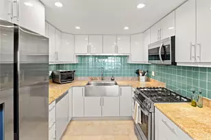 1650 Ala Moana Blvd, Honolulu, HI 96815 - Photo 9