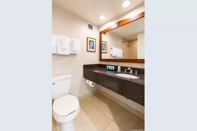 2045 Kalakaua Avenue #1204, Honolulu, HI 96815 - Photo 11