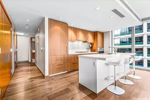 1555 Kapiolani Blvd, Honolulu, HI 96814 - Photo 3