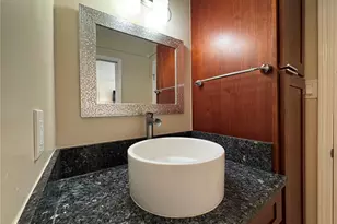 2240 Kuhio Ave, Honolulu, HI 96815 - Photo 13