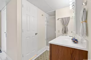 2440 Kuhio Ave, Honolulu, HI 96815 - Photo 11