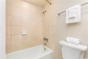 2045 Kalakaua Ave, Honolulu, HI 96815 - Photo 11