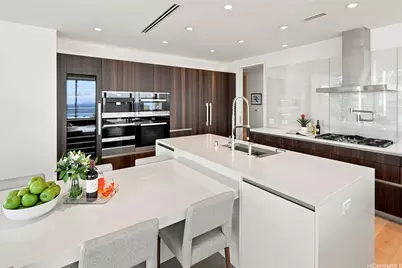 1118 Ala Moana Boulevard #1801, Honolulu, HI 96814 - Photo 5