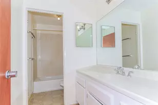 98-1070 Komo Mai Dr, Aiea, HI 96701 - Photo 15