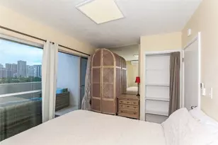 247 Beach Walk, Honolulu, HI 96815 - Photo 17
