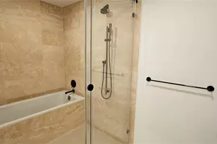 333 Ward Ave, Honolulu, HI 96814 - Photo 15