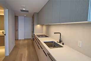 333 Ward Ave, Honolulu, HI 96814 - Photo 11