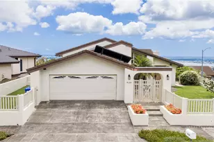 98-806 Leiali'i St, Aiea, HI 96701 - Photo 1