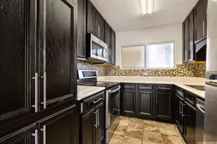 469 Ena Rd, Honolulu, HI 96815 - Photo 5