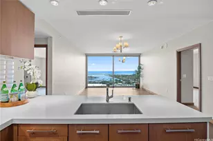 1555 Kapiolani Blvd, Honolulu, HI 96814 - Photo 3