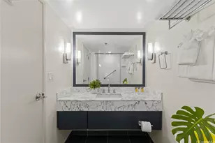 410 Atkinson Dr, Honolulu, HI 96814 - Photo 9