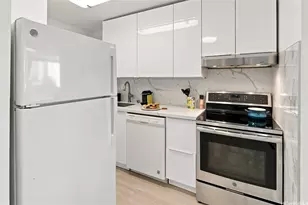 435 Seaside Ave, Honolulu, HI 96815 - Photo 7