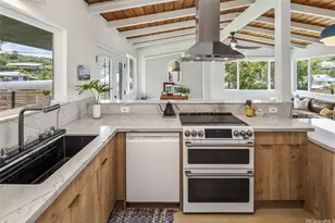 1375 Kupau St, Kailua, HI 96734 - Photo 11