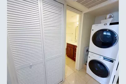 1860 Ala Moana Boulevard #1410, Honolulu, HI 96815 - Photo 9