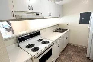 46-267 Kahuhipa St, Kaneohe, HI 96744 - Photo 9